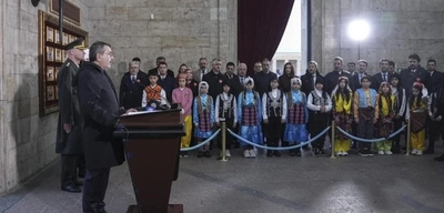 Bakan Tekin 23 Nisan'da Anıtkabir'de Konuştu