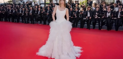 Demet Özdemir'in Cannes Tarzı Sosyal Medyayı İkiye Böldü