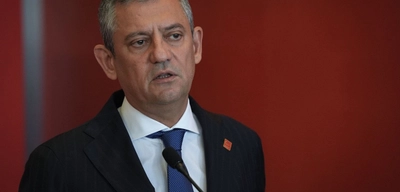 CHP'de Özel ve İmamoğlu'na Tam Destek