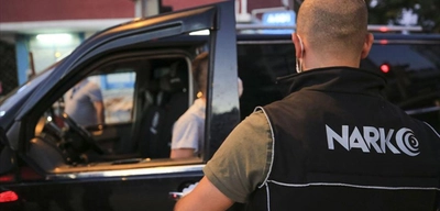 Gözaltına Alınan Ünlüler Adli Tıp'a Sevk Edildi