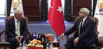 AK Parti ile CHP Bayramlaşıyor
