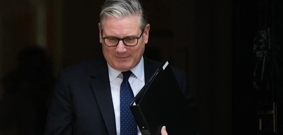 İngiltere Başbakanı Keir Starmer İstifa Etti