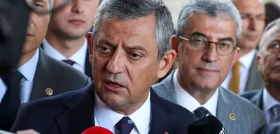 Özgür Özel'den Görevden Almalara Sert Tepki: "Parti İçi Darbeye Teslim Olmayacağız"
