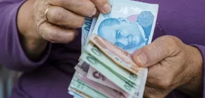 Emekli Promosyonunda Yarış Kızıştı! Akbank 17.500 TL, Vakıfbank 24.000 TL Ödüyor