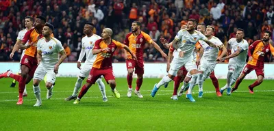 Kayserispor Galatasaray Maçı Ne Zaman? Kayserispor Galatasaray Maçı Hangi Kanalda? Kayserispor Galatasaray İlk 11'ler!