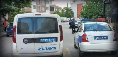 Malatya’da Deprem Hasarlı Binada Şok! İçi Boşaltılmış El Bombası ve Çok Sayıda Mermi Ele Geçirildi