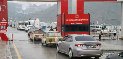 Depremzedeler için Ramazan Panayırı Bayram Korteji Düzenlendi
