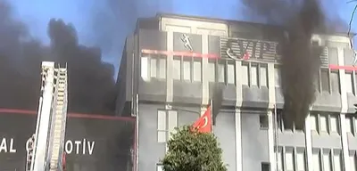 İstanbul Bağcılar'da Fabrikada Yangın