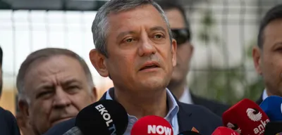 İmamoğlu'nu Ziyaret Eden Özel'den Siyasi Operasyon Çıkışı: "Gördüğümüz Tek Şey Masumiyet"
