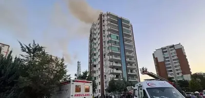 Diyarbakır'da Apartmanda Yangın: 2'si Çocuk 3 Kişi Hayatını Kaybetti