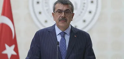 Bakan Tekin Duyurdu: Eğitimde 4+4+4 Modeli Gündemde