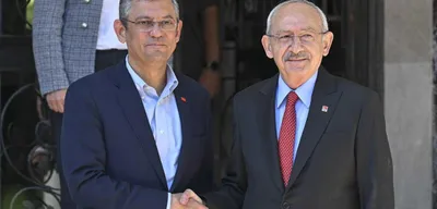 CHP'de Kurultay Krizi ve Liderlik Gerilimi