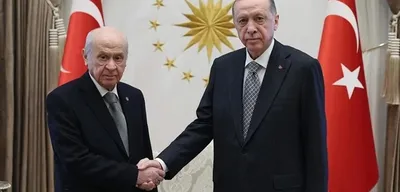 Bahçeli'den Cumhurbaşkanı Erdoğan'a Jest
