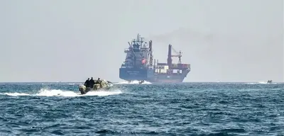 İran'dan Hürmüz Boğazı'nda Geçişlere Kısmi Onay