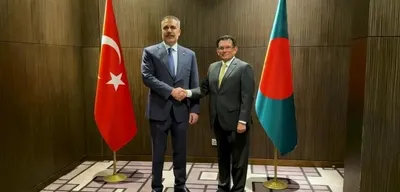 Bakan Fidan Bangladeş'teki Kampları Ziyaret Etti
