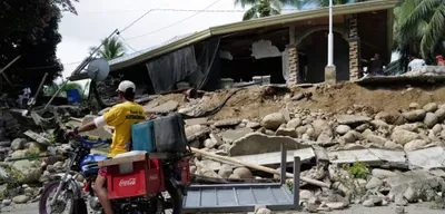 Filipinler'de 7.8 Büyüklüğünde Deprem! Tsunami Uyarısı Yapıldı