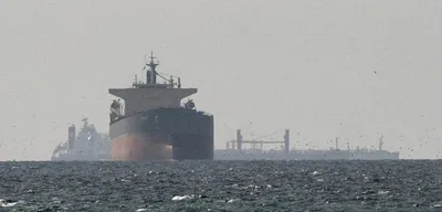 Hürmüz Boğazı'nda 4 Gemi İHA ve Füze Saldırısıyla Durduruldu