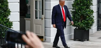 Trump'tan İran Açıklaması: "Belki Bir Noktada Müzakereler Başlayabilir"