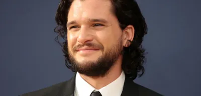Kit Harington Harry Potter dizisinde Gilderoy Lockhart rolünde
