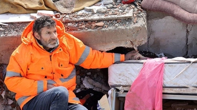 6 Şubat'ın En Acı Karelerinden Biri! "Kızımızı Hala Bekliyoruz"