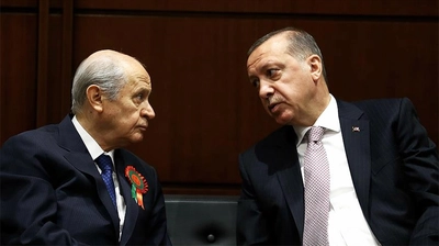 Devlet Bahçeli'den Cumhurbaşkanı Erdoğan'a Tebrik Telefonu