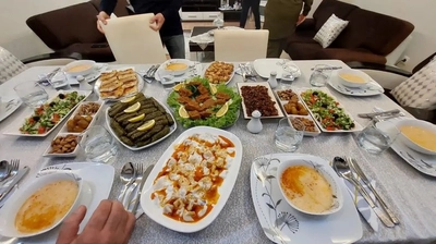 Ramazan'da Yeterli ve Dengeli Beslenme Önemli