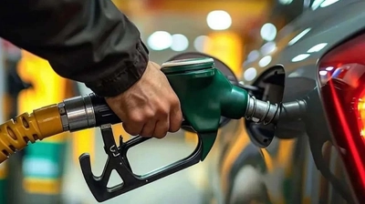 Akaryakıt Fiyatlarına Zam Geldi mi? 17 Mart Benzin, Motorin, LPG Kaç Lira?