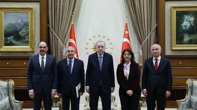 Erdoğan-DEM Heyeti Görüşmesi Sona Erdi! İlk Açıklama Sırrı Süreyya Önder'den Geldi
