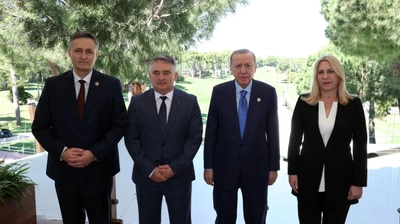 Cumhurbaşkanı Erdoğan, Bosna-Hersek Liderleriyle Antalya'da Buluştu