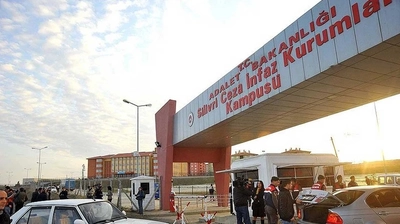 Bakan Tunç: İBB Soruşturmalarında Tutuklananlar Farklı Ceza İnfaz Kurumlarına Nakledildi