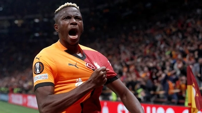 Galatasaray'dan Osimhen İçin Beklenen Transfer Açıklaması Geldi