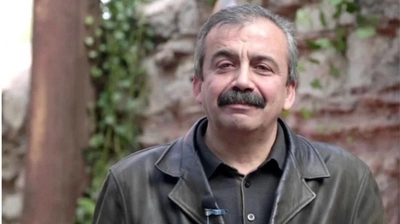 Sırrı Süreyya Önder'den Şok Gelişme!