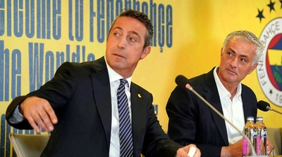 Fenerbahçe Yönetiminden Flaş Mourinho Kararı: Acil Toplanılıyor