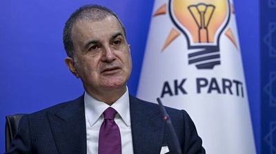 Ömer Çelik: "Özel, Yalan Siyaseti Yapıyor"