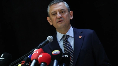 Saldırıya Uğrayan Özgür Özel'den Açıklama: "Bir Süredir Tehdit Alıyoruz, Yol Verdiler"