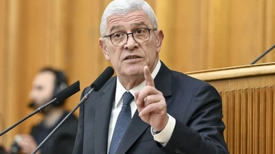 Dervişoğlu'ndan Özel'e Yapılan Saldırıya Sert Çıkış: "Anayasal Düzene Tehdittir"