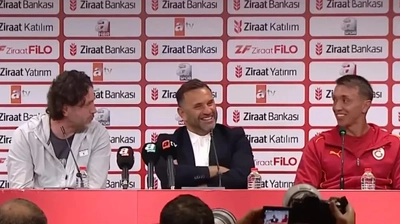 Muslera ile Tekke Arasında Güldüren Diyalog: "Türkçe Biliyorum Ama..."