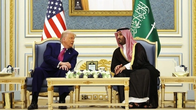 Trump, Suriye Cumhurbaşkanı Şara ile Suudi Arabistan'da Görüştü