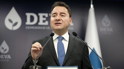 Ali Babacan'dan Anayasa ve Ekonomi Eleştirisi