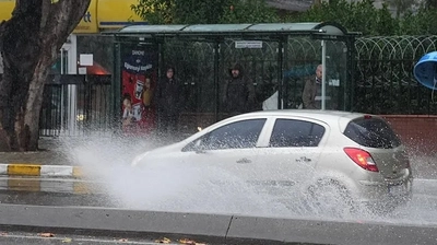 Meteoroloji'den İstanbul için Toz Taşınımı Uyarısı! Birçok İl için Sağanak Alarmı