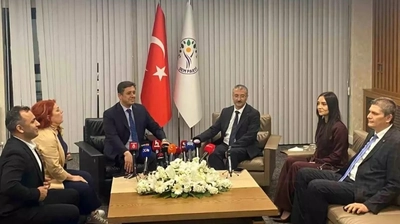 Kurban Bayramı'nda DEM Parti'ye 6 Partiden Ziyaret