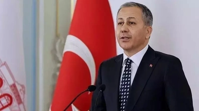 Bakan Yerlikaya'dan Bayram Tatili Dönüş Yolundaki Sürücülere Çağrı!