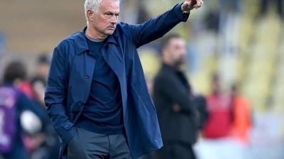Fenerbahçe'de Yaprak Dökümü! 3 Oyuncunun Ayrılığı Kesinleşti