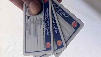 Ehliyetini Yenilemeyenler Dikkat! Eski Tip Sürücü Belgeleri 1 Ağustos'ta Geçersiz Olacak