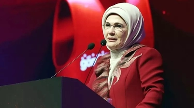 Emine Erdoğan'dan Birlik Mesajı: "Türkiye'yi Her Alanda Daha İleriye Taşıyacağız"