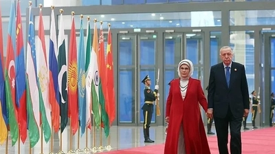 Emine Erdoğan, Şanghay'da Lider Eşleriyle Buluştu