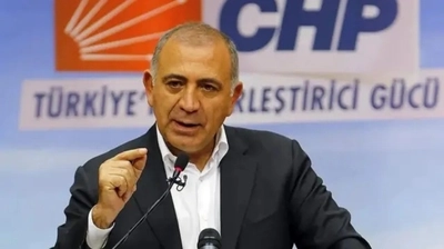 Gürsel Tekin: "Baba Evine Girmeme Kimse Engel Olamaz"