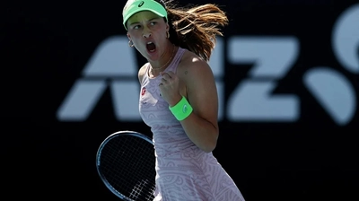 Zeynep Sönmez'den Melbourne'de Tarihi Zafer