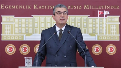 CHP'den Emekli Maaşına İtiraz: 20 Bin TL "Sefalet Ücreti" İddiasıyla AYM'ye Taşındı
