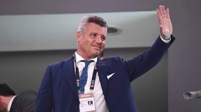 Fenerbahçe'den Taraftarına 'Sıcak' Jest: Tribünlere Sarı Bereler Bırakıldı